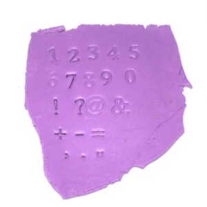 Numeroleimasin Serif