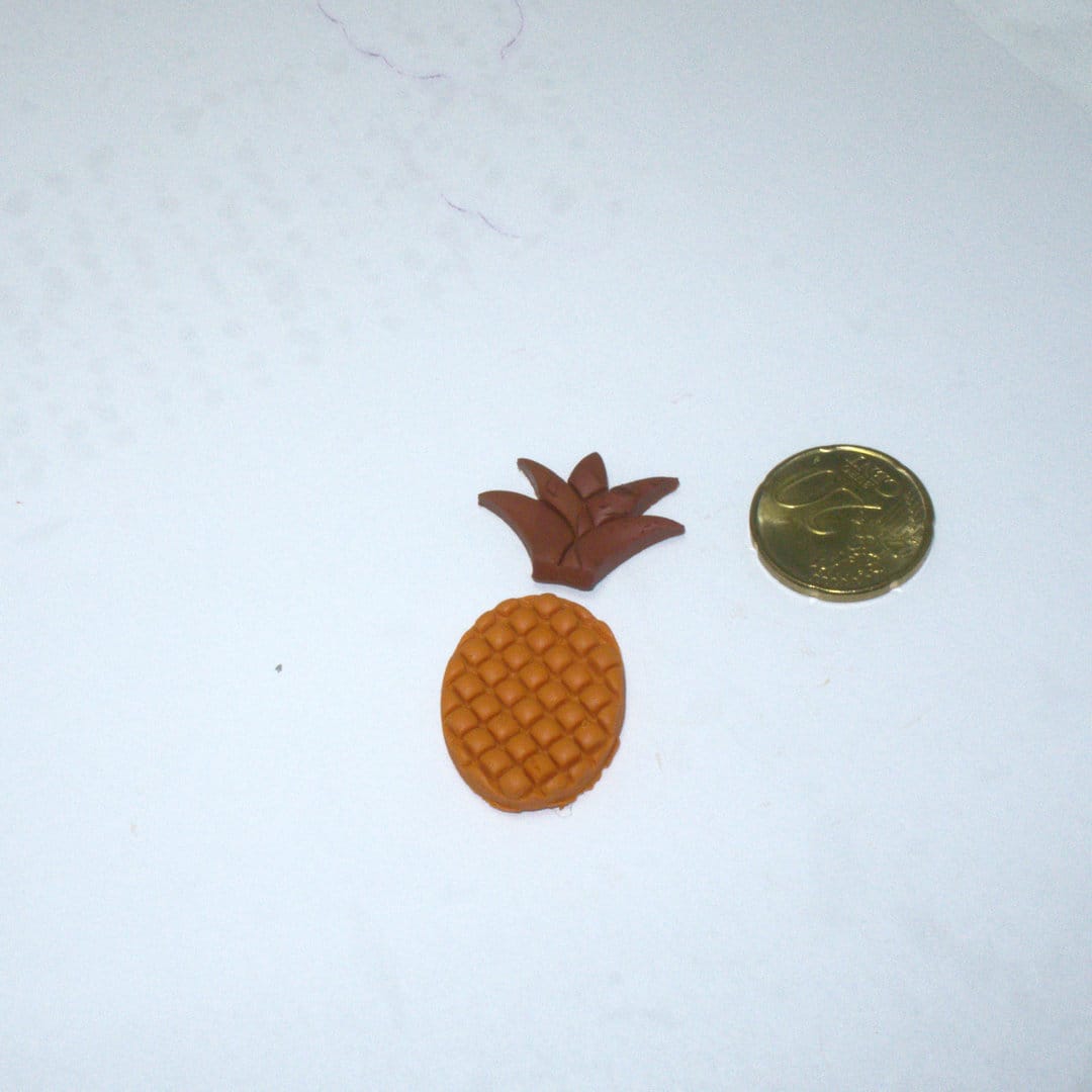 Ananas askartelumassaleikkuri