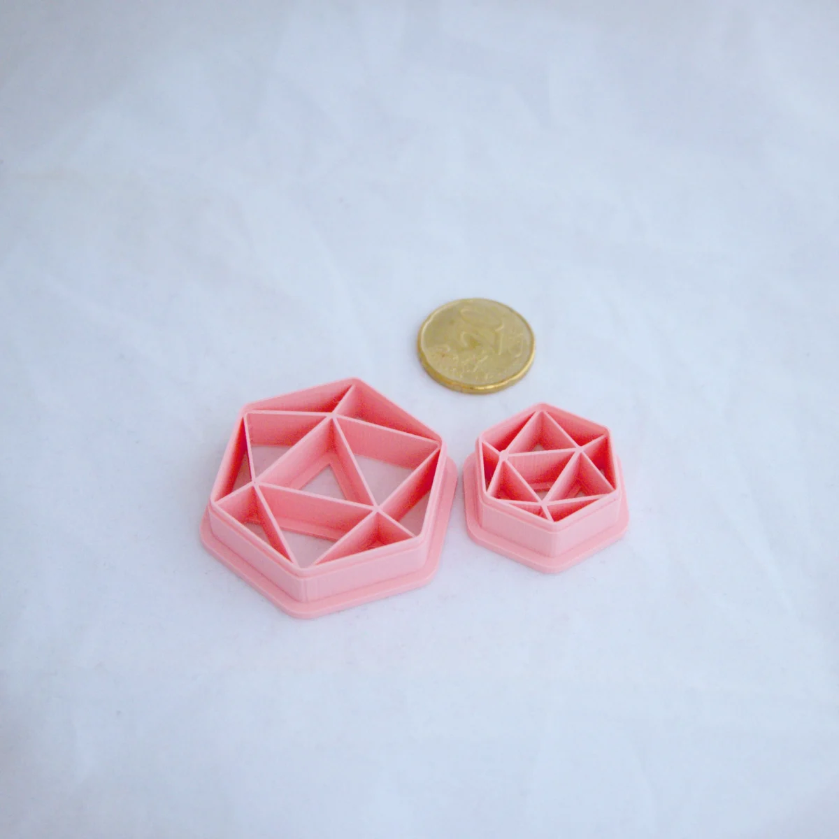 D20 noppa, askartelumassaleikkuri